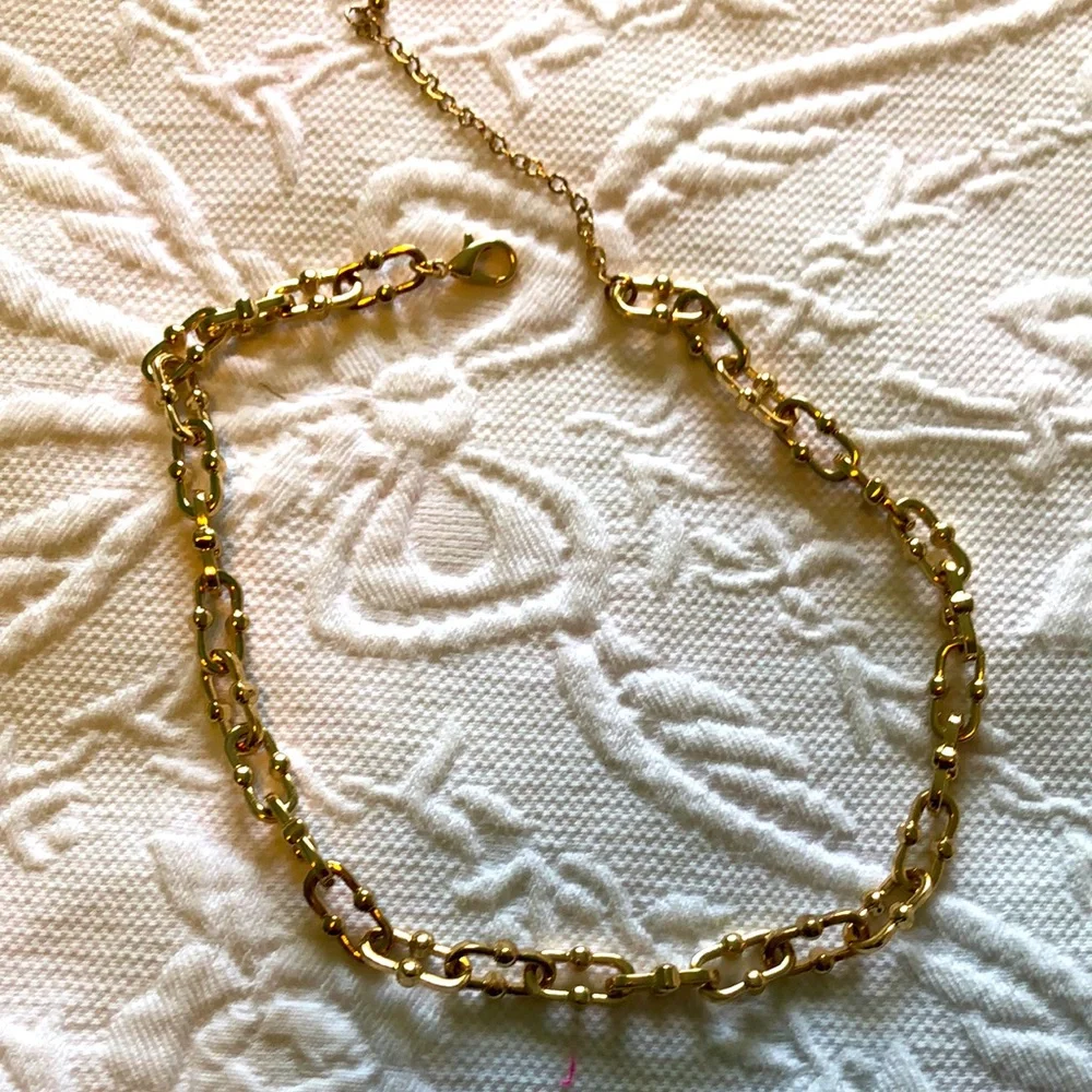 Elegant Gold plated Chain Necklace - Picture 1 of 3